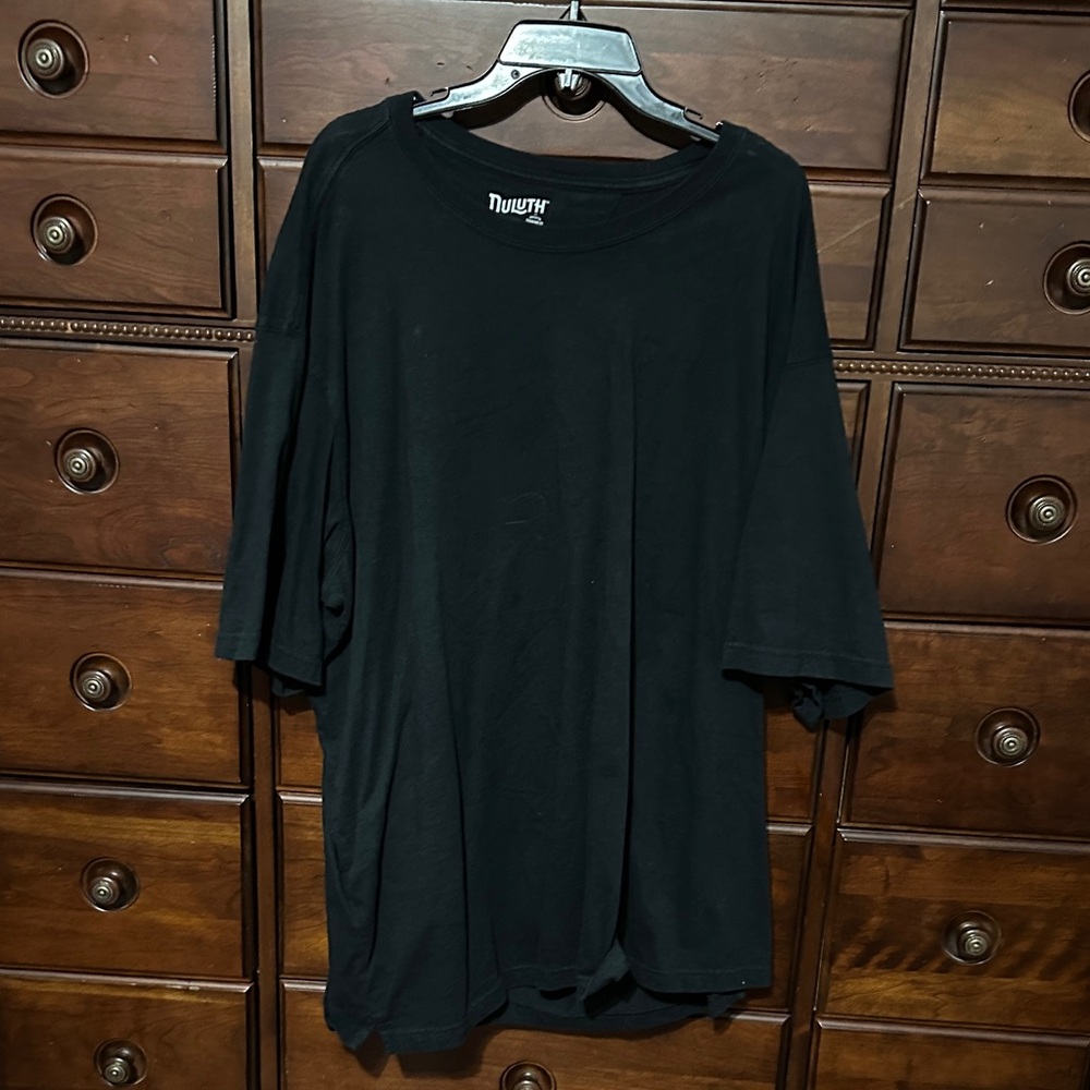 Duluth Trading Co Black Short Sleeve Tee